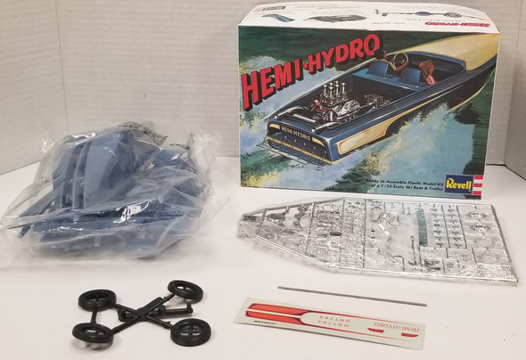 RESALE SHOP - Revell Hemi Hydro 1/25 Ski Boat And Trailer #H-1312