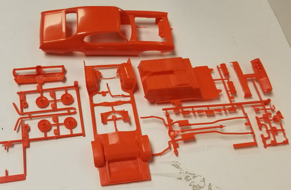 RESALE SHOP - 1/24 MONOGRAM #2208 '68 GTO STREET MACHINE F 1984