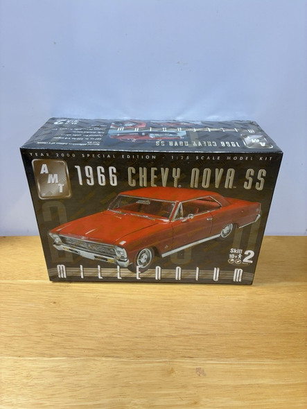RESALE SHOP - AMT 1966 Chevy Nova SS Millennium 1:25 #30296 2000