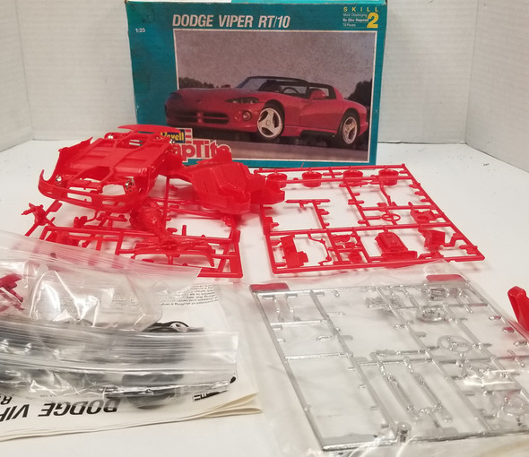 RESALE SHOP - Revell 1/25 SnapTite Dodge Viper RT/10 #6260