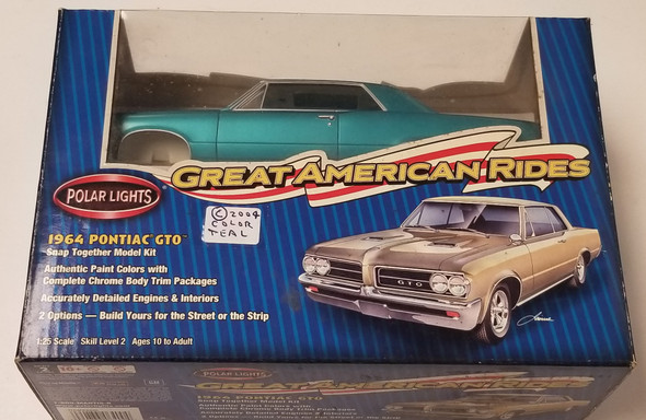RESALE SHOP - Polar Lights #6400 1/25 1964 Pontiac GTO Snap Together Teal Color