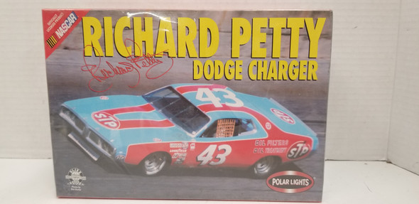 RESALE SHOP - Polar Lights 1/25 Richard Petty Dodge Charger #6605