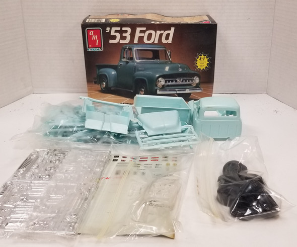 RESALE SHOP - AMT/ERTL 1/25 '53 Ford #6606