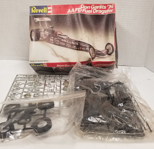 RESALE SHOP - Revell 1/25 Don Garlits '74 AA/FD Fuel Dragster #7140