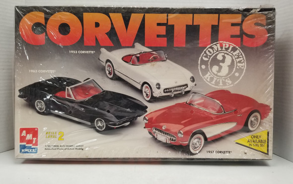RESALE SHOP - AMT/ERTL 1/25 Corvettes #8175