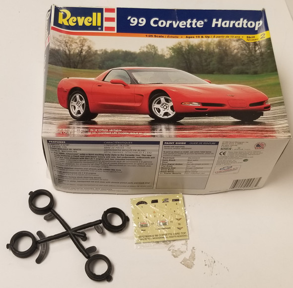 RESALE SHOP - Revell 1:25 1999 Chevy Corvette Hardtop #85-2578
