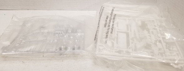 RESALE SHOP - Revell #85-4908 Tom The Mongoose McEwen Rail Dragster 1:24 2011.