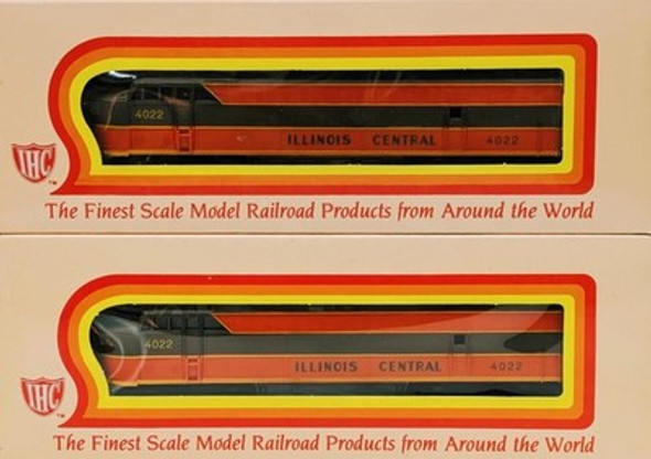 RESALE SHOP - IHC HO Scale Illinois Central EMD FM Powered/Dummy Diesel Set - Preowned