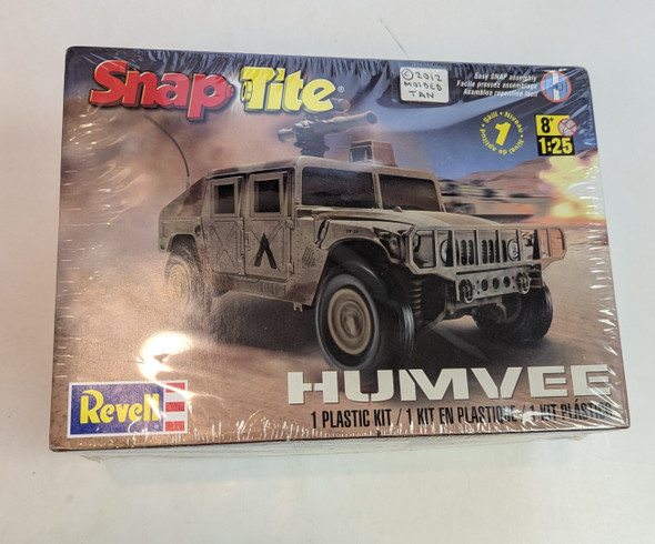 RESALE SHOP - Revell 1:25 scale SnapTite Humvee #85-1970