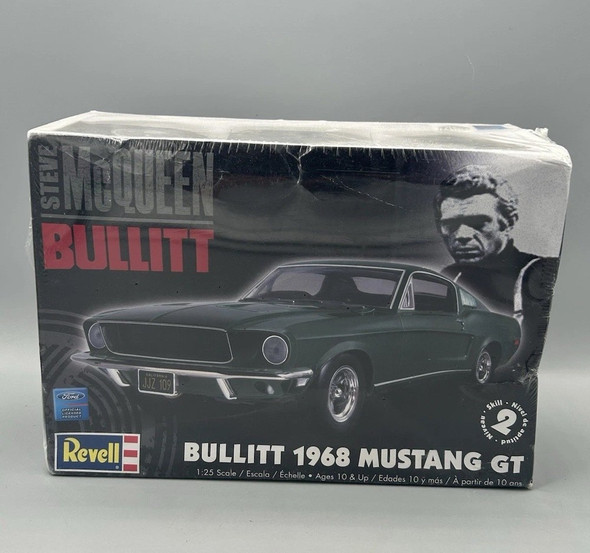 RESALE SHOP - Revell 1/25 Steve McQueen Bullitt 1968 Ford Mustang GT #85-4233
