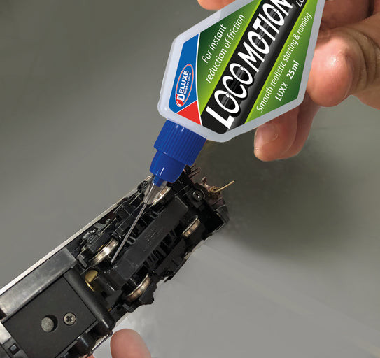 OakridgeStores.com | Deluxe Materials - Loco Motion Loco Oil - Model Train Maintenance - LU06