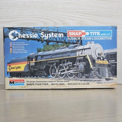RESALE SHOP - Monogram Chessie System HUDSON Locomotive 1/87 HO Static Plastic Model Kit c1982