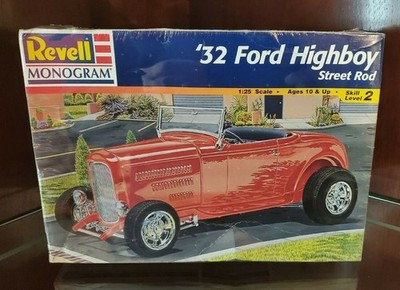 RESALE SHOP - Revell Monogram '32 Ford Highboy Street Rod 1/25 Scale Model Kit c1998 - Sealed