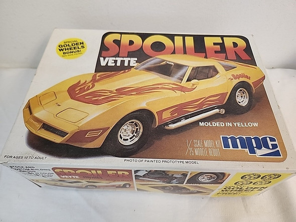 RESALE SHOP - MPC "Spoiler Vette" 80 Chevy Corvette 1:25 Model Kit Vintage c1979