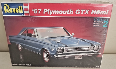 RESALE SHOP - Revell '67 Plymouth GTX Hemi 1:25 Scale Model Car Kit c1994
