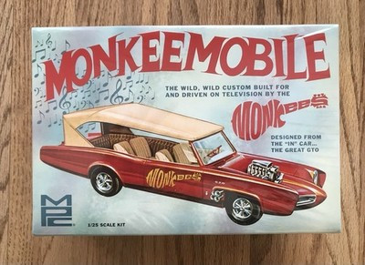 RESALE SHOP - MPC Monkee Mobile 1:25 Scale Plastic Model Car Kit c2012 Sealed