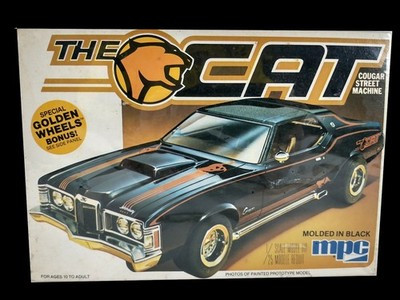 RESALE SHOP - MPC "The Cat" Cougar Street Machine 1:25 Model Car Kit c1982