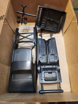 RESALE SHOP - MPC "The Cat" Cougar Street Machine 1:25 Model Car Kit c1982