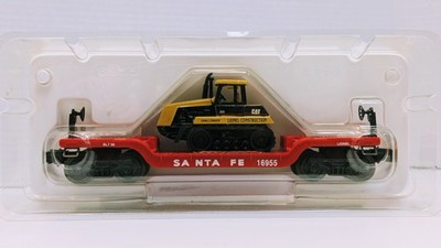 RESALE SHOP - Lionel AT & SF Flatcar with ERTL Challenger #16955