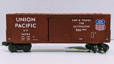 RESALE SHOP - Lionel Union Pacific Hi-Cube Boxcar #36294