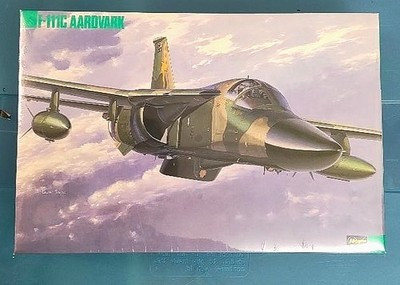 RESALE SHOP - Hasegawa F-111C AARDVARK "R.A.A.F." 1:72 Scale Model Aircraft Kit c1990