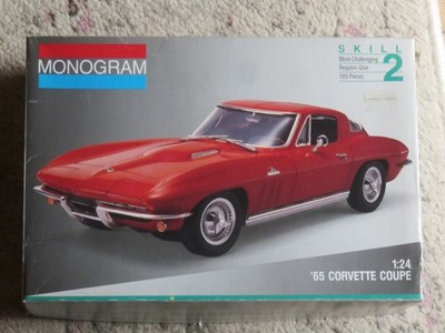 RESALE SHOP - Monogram '65 Corvette Coupe 1:24 Scale Model Kit c1991 - TERO-MGM-2925B-U7783