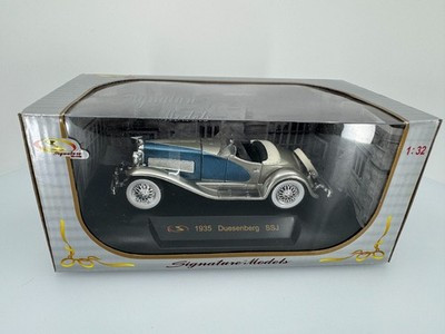 RESALE SHOP - SIGNATURE MODELS 1935 DUESENBERG SSJ Bliue & Silver 1:32 Diecast Car c2009 - TERO-SM-32318-NS8078