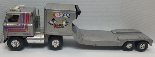 RESALE SHOP - ERTL Transtar NASCAR Race Team Truck and Trailer - JAKE-TRANSTAR-U4995
