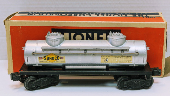 RESALE SHOP - Lionel Sunoco Two-Dome Tank Car #2465 - LYEI-2465-U5060