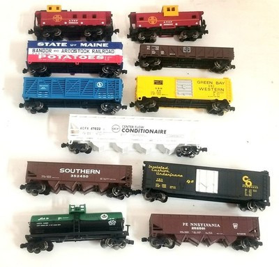 RESALE SHOP - Lot of 10 Various N Scale Freight Cars Desc. - DIKN-NLOT-U5432