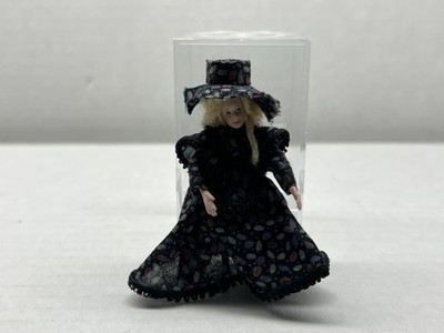 RESALE SHOP - VTG 1:24 OOAK Handmade Blonde Woman in Sunday Best 3" Tall - PENE-HATLADY-NS5561