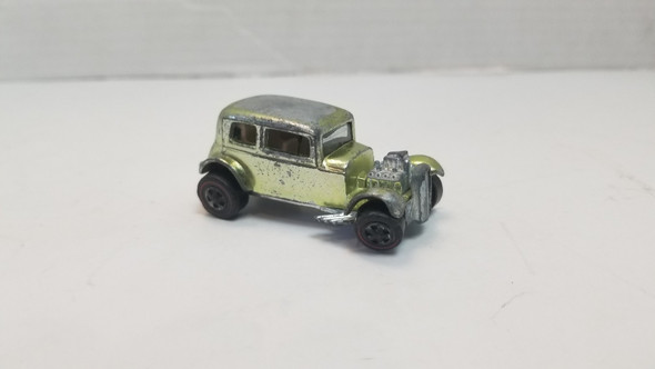 RESALE SHOP - HOTWHEELS REDLINE CLASSIC 32 FORD VICKY OLIVE 1969-- FAIR CONDITION - TERO-003-U5148