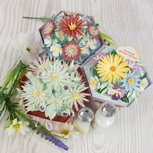 OakridgeStores.com | Tonic Studios - November 2024 - Tonic Craft Kit - Issue 85 - Pretty Petal Pot - Paper Craft Kit - TCK85 841079175851