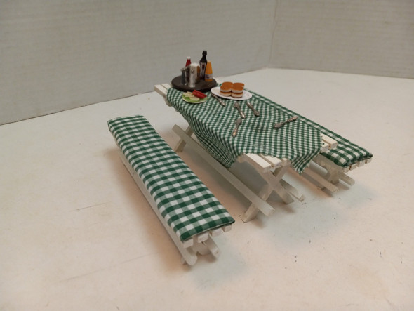 RESALE SHOP - VTG 1:12 Dollhouse Picnic Table, Checkered Tablecloth, Food + Cutlery Included - BOST-PICNIC-U5620
