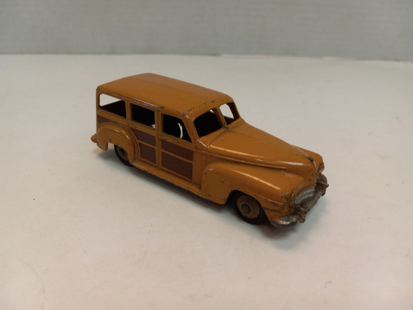 RESALE SHOP - England Dinky Toys #27F 1947 Plymouth Estate Car (Woody Station Wagon) GREAT - COJA-27F-LN5900