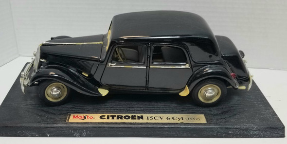 RESALE SHOP - Maisto Citroen 15CV 6 Cyl (1952) 1:18 - JEPA-15CV-U5540
