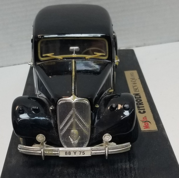 RESALE SHOP - Maisto Citroen 15CV 6 Cyl (1952) 1:18 - JEPA-15CV-U5540