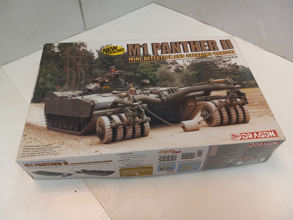 RESALE SHOP - Dragon 3534 1/35 M1 Panther II Mine Clearing Vehicle WITH EDUARD PE - JIMI-3534-NOB6004