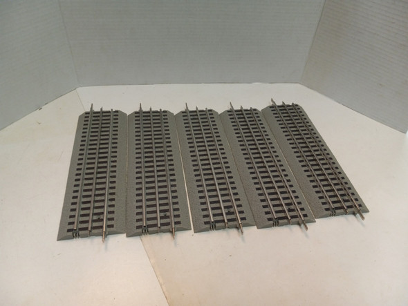 RESALE SHOP - 5 pack OF Lionel 10 Inch Fast Track Used - STORE-TRACK-LN5889