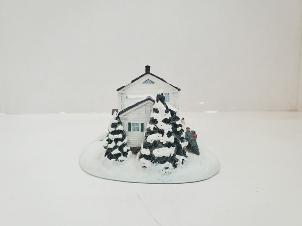RESALE SHOP - VTG Hawthorne Village Bringing Home the Tree #0956A - BABE-BRINGINGHOMETHETREE-NS6214
