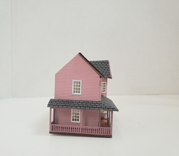 RESALE SHOP - VTG Wooden Northeastern Pink Dollhouse for Dollhouse 1:144 scale - BABE-PINKMINIDOLLHOUSE-NS6220