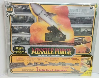 RESALE SHOP - AHM Missile Force With Exploding Box Car and die cast cars #10326 Ho Scale - BOBR-10326-NS6988