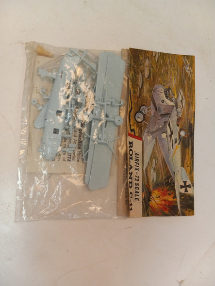 RESALE SHOP - BAGGED AIRFIX 9 61040 ROLAND C 11 AIRCRAFT 1/72 MODEL KIT SERIES 1 COMPLETE - BOBR-120-NS6936
