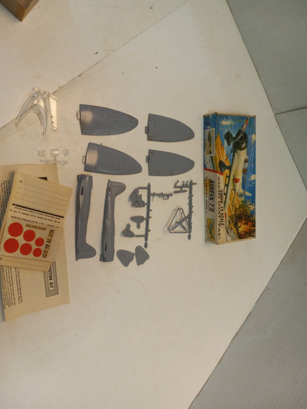 RESALE SHOP - Aichi D3AI (VAL) Airfix 1/72 Scale Model Vintage Japanese Bomber NOB MINT!! - BOBR-294-NOB6226