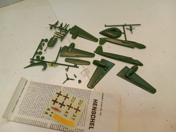 RESALE SHOP - Lindberg Kit - Henschel HS-129B WW2 Tank Destroyer Airplane MINT! - BOBR-441:60-NOB6266