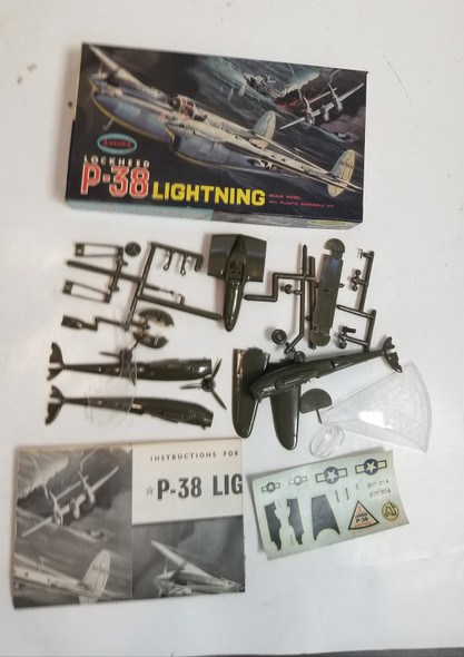 RESALE SHOP - Aurora Scale Model Lockheed P-38 Lightning #498-50 - BOBR-498-50-NOB6920