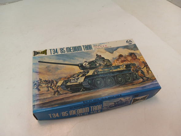 RESALE SHOP - HO AFV AHM Model Kit K-507 T-34/85 MediumTank Armored Forces WWII Scale 1/72 - BOBR-K-507-NOB6874