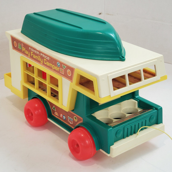RESALE SHOP - VTG Fisher Price Play Family Camper #994 - BRMA-FPPFC-U6166