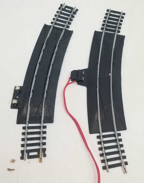 RESALE SHOP - Lot of (2) Terminal Track and (1) Power pack For Ho Scale Untested - DOWI-TRCKPWERLOT-LN6784