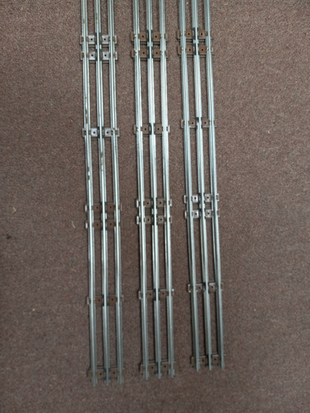 RESALE SHOP - LIONEL 027 LONG 35" STRAIGHT TRACK 3 rail 6-65024 Lot Of 3 USED - WINO-35TRACK-U6080
